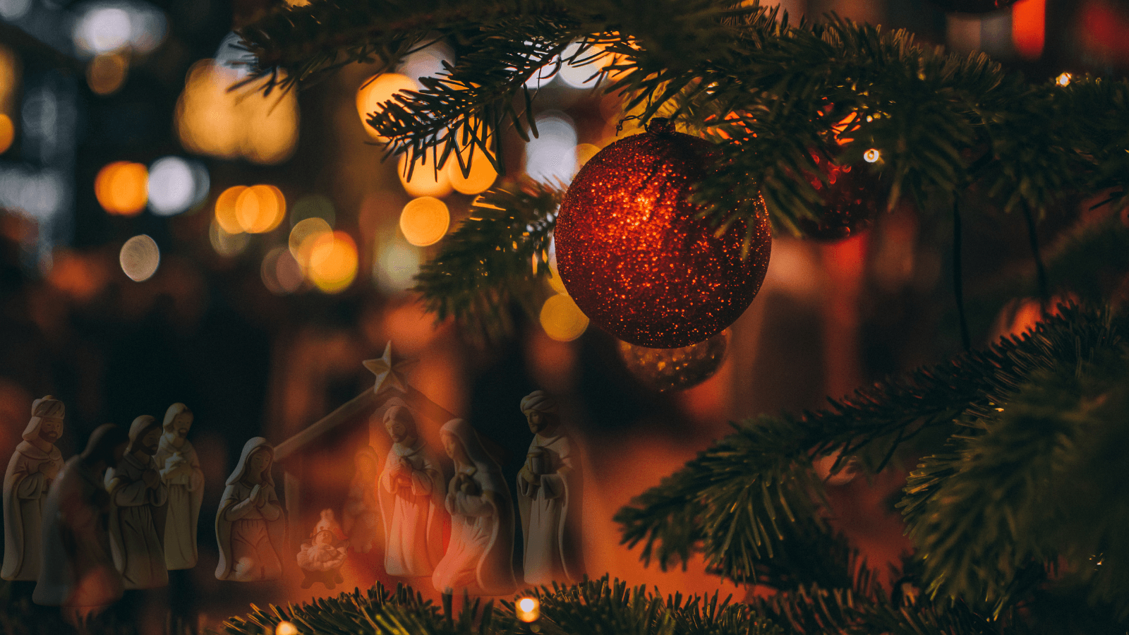 Il Natale è per me un tempo che invita alla riflessione, alla cura e alla riscoperta del valore autentico della vita. Nel mio lavoro, come dott. Roberto Mingardi, vivo il Natale come un’occasione per ricordare che prendersi cura non significa solo curare un corpo, ma accogliere la persona nella sua interezza. La fragilità non è un limite, ma un luogo di incontro e di umanità. In questo Natale sereno, la cura diventa ascolto, presenza e rispetto profondo della dignità di ogni vita. Il mio augurio va oltre la salute, per ritrovare pace, fiducia e vicinanza anche nei momenti più delicati.